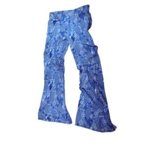 Almost Famous Womens Large Leggings Stretch Pants Blue Geometric Print Flared